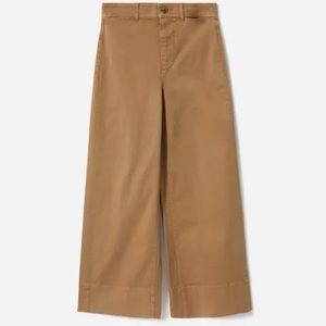 Everlane Lightweight Wide-Leg Crop Chino